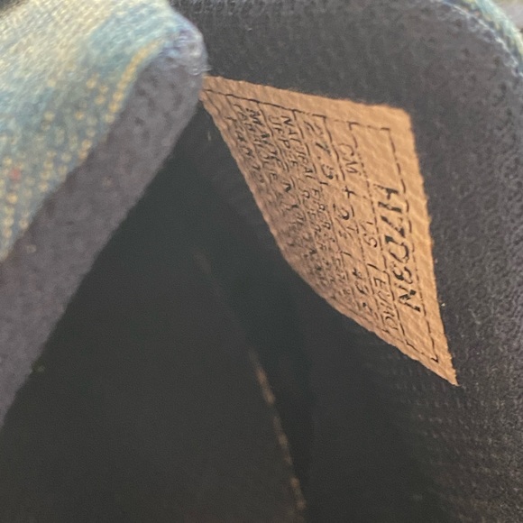 🔥 1 of 1 ASICS Denim bleach Destroyed Shoes 9 🔥 - Picture 6 of 12